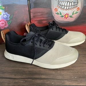 York Athletics The Henry Runner women’s 8.5